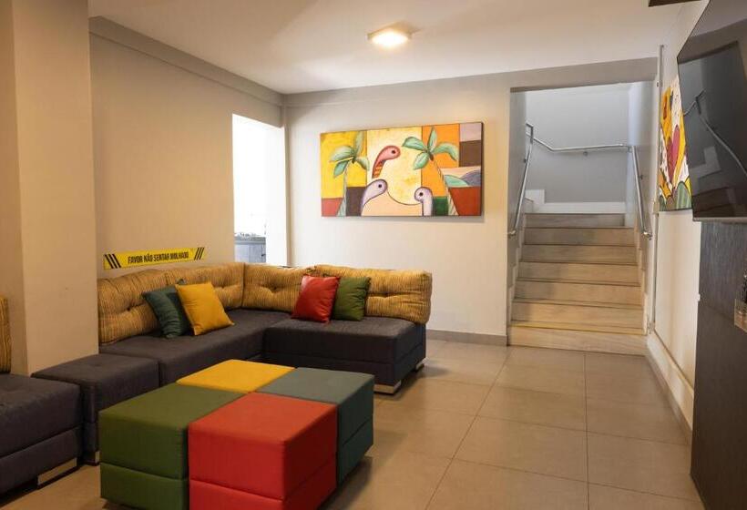 호텔 Califórnia Suítes