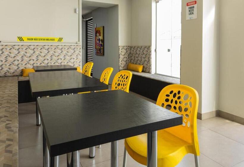 호텔 Califórnia Suítes