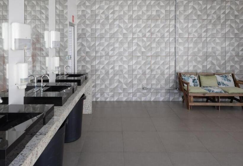 호텔 Califórnia Suítes