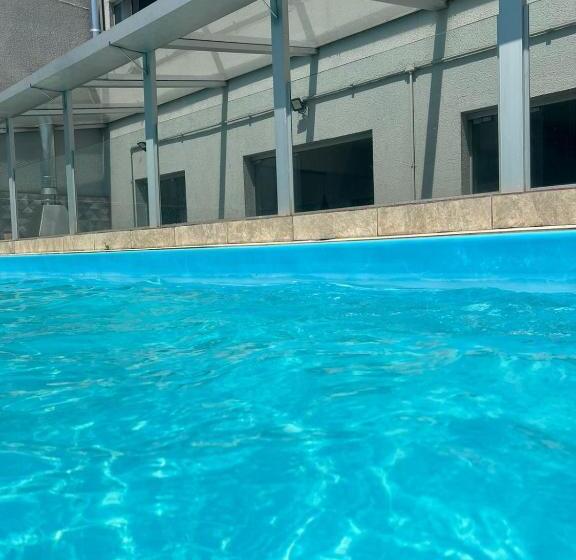 호텔 Califórnia Suítes