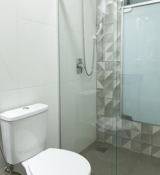 호텔 Califórnia Suítes