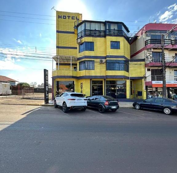 Hotel Três Poderes