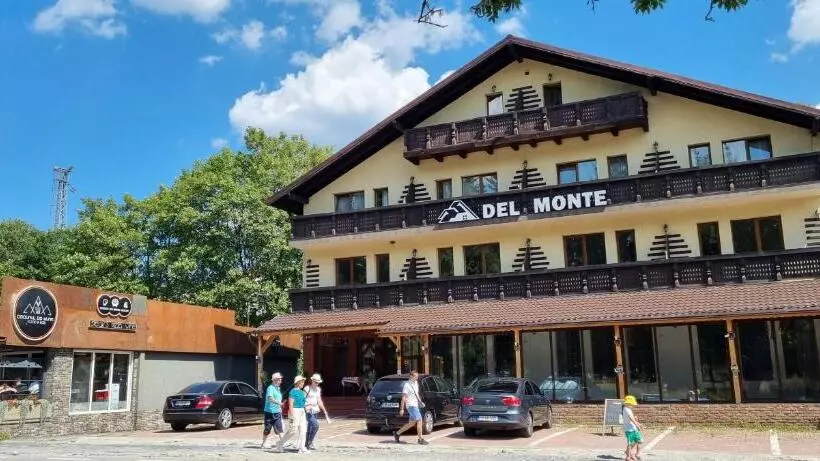 ペンション Del Monte Predeal