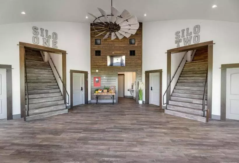 Majatalo Penny S Landing Guestrooms