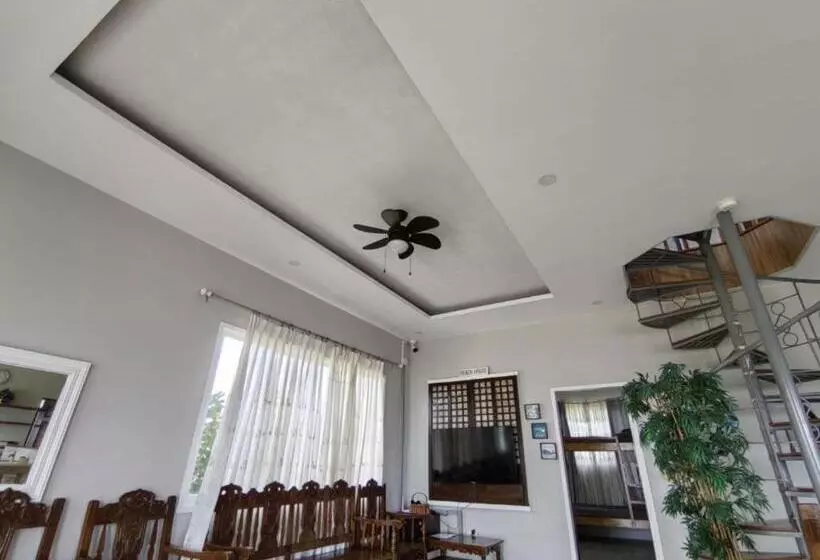 Majatalo Sea Breeze Beachfront Villa Cebu