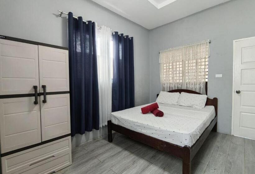 Panzió Sea Breeze Beachfront Villa Cebu