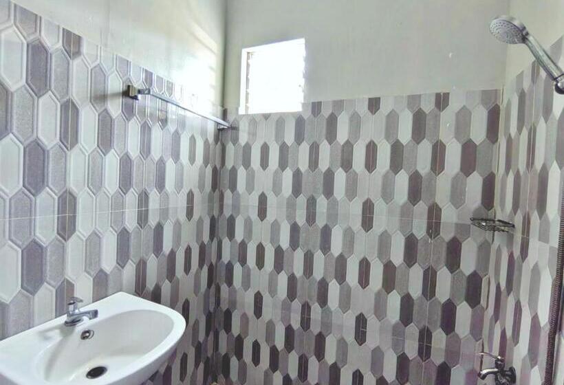 Panzió Sea Breeze Beachfront Villa Cebu