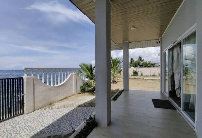 Panzió Sea Breeze Beachfront Villa Cebu