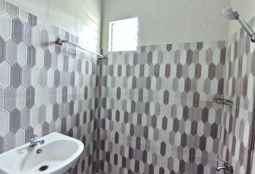 Panzió Sea Breeze Beachfront Villa Cebu