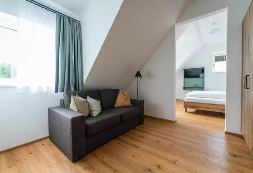 Retkeilymaja Das Ursprung