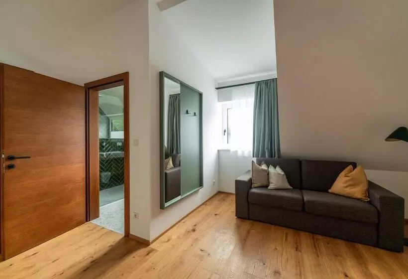 Retkeilymaja Das Ursprung