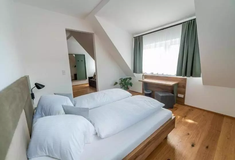 Retkeilymaja Das Ursprung