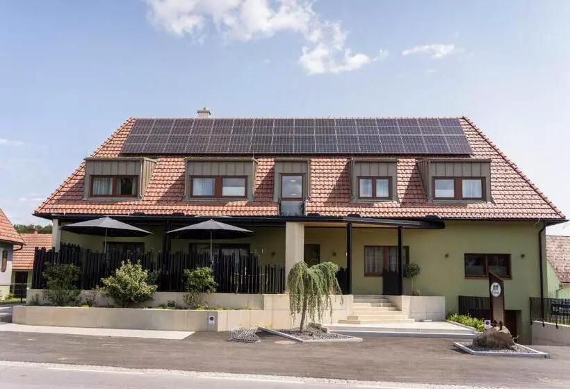 Retkeilymaja Das Ursprung