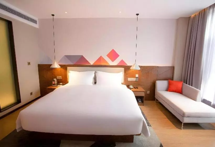 Borrman Hotel Baise High Speed Railway Station Hengning Plaza