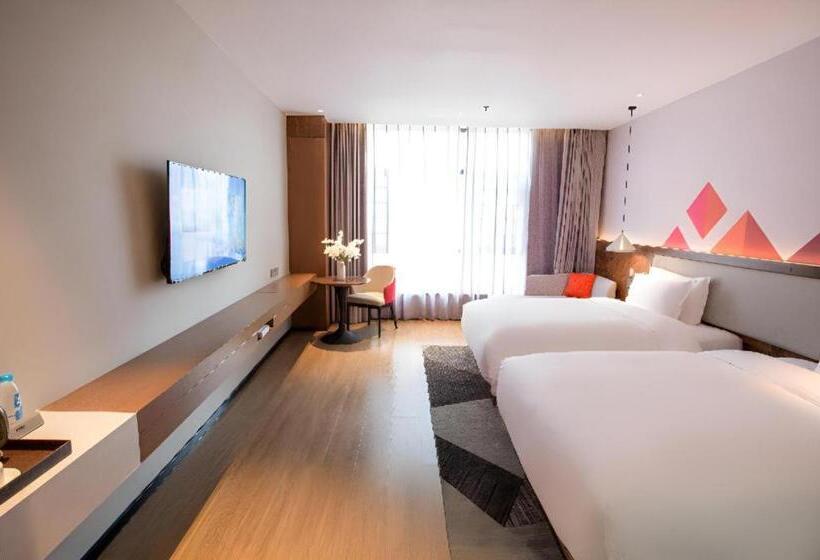 Borrman Hotel Baise High Speed Railway Station Hengning Plaza