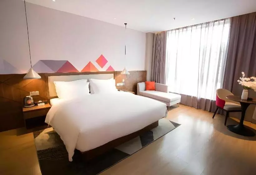 Borrman Hotel Baise High Speed Railway Station Hengning Plaza