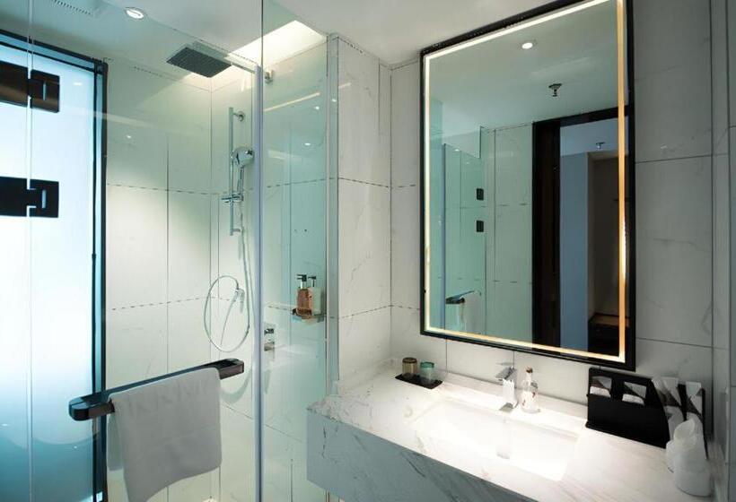 Borrman Hotel Baise High Speed Railway Station Hengning Plaza