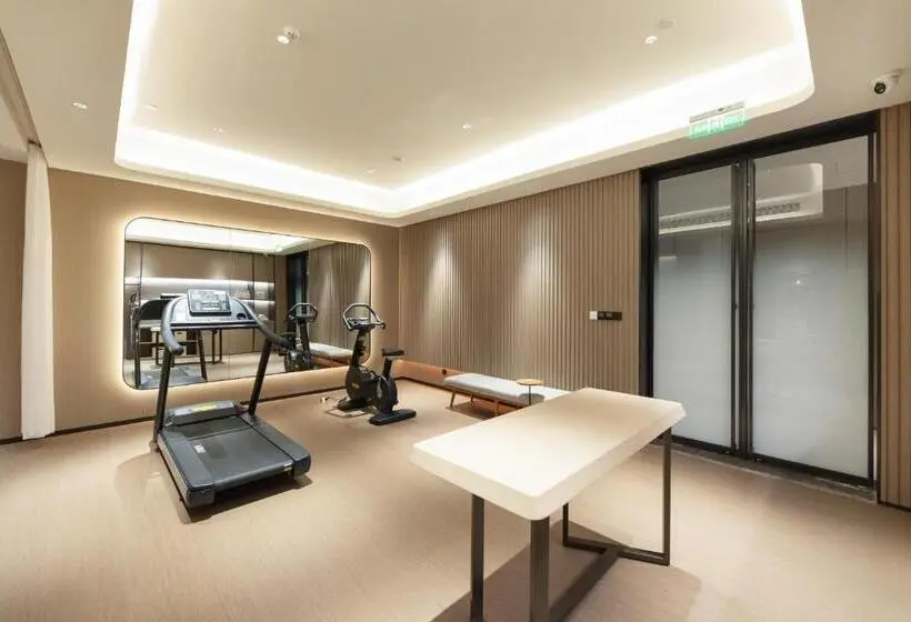 Ji Hotel Chongqing Caijia Metro Station