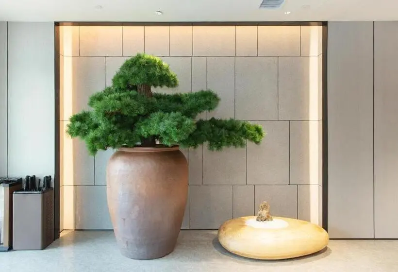 Ji Hotel Chongqing Caijia Metro Station