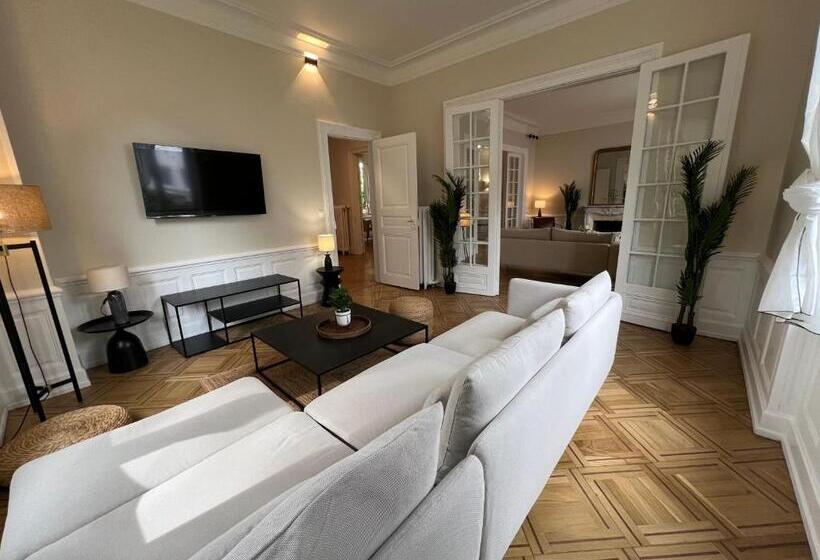 Maison Lafayette   Colodge