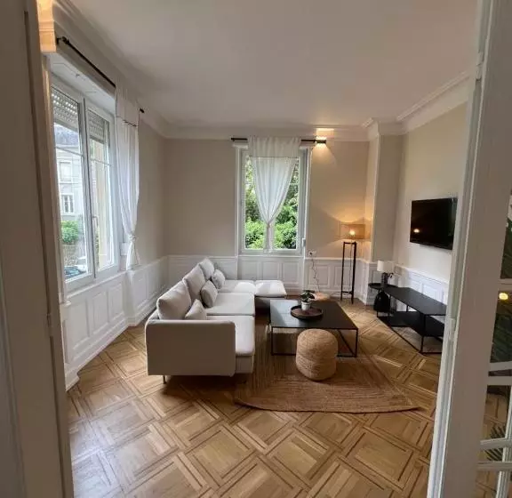 Maison Lafayette   Colodge