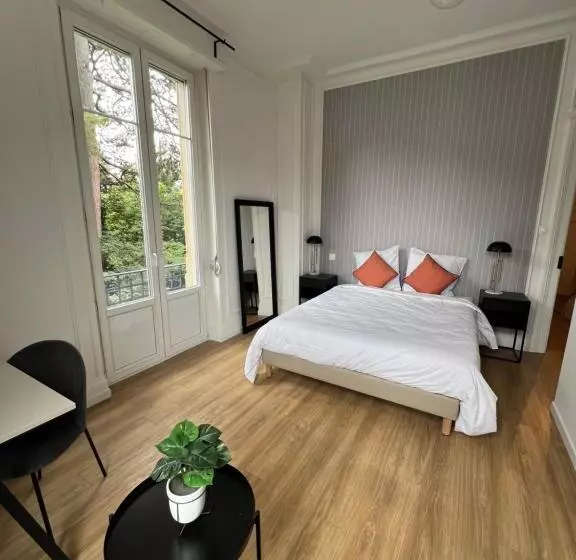 Maison Lafayette   Colodge