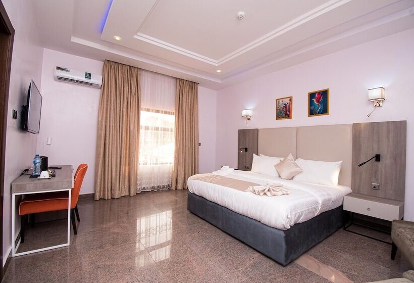 Marchforte Courtyard Hotels & Suites