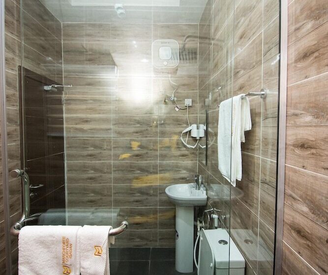 Marchforte Courtyard Hotels & Suites