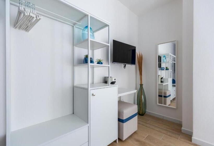 פנסיון Delphis Pula Rooms