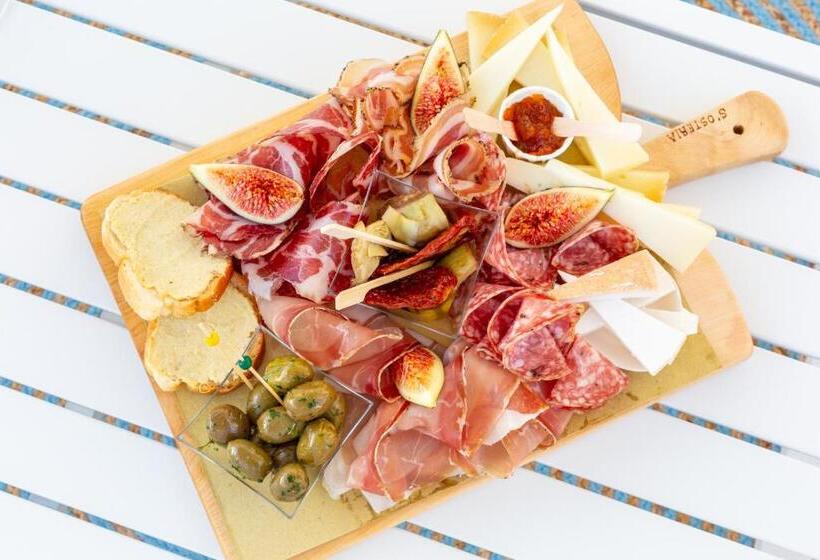 פנסיון Delphis Pula Rooms