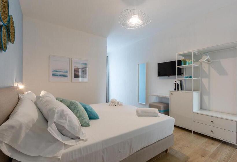 פנסיון Delphis Pula Rooms