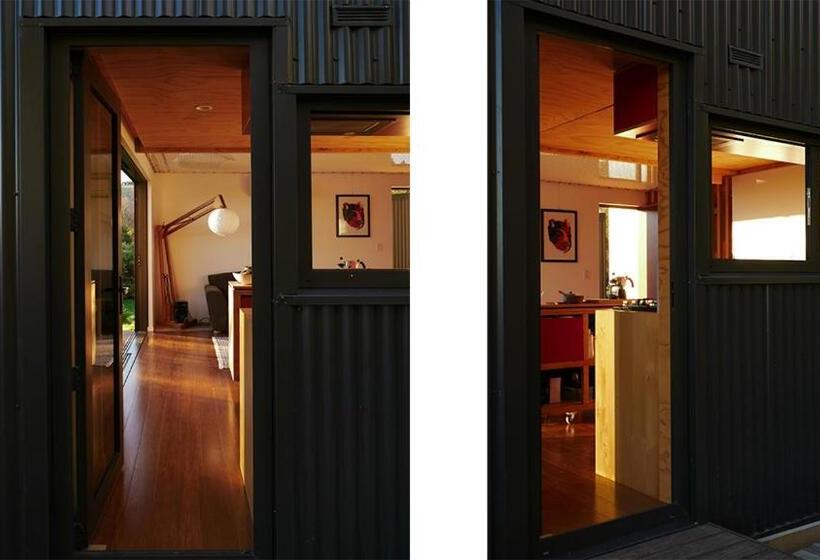 پانسیون The Net Unit