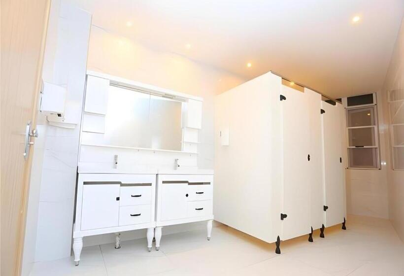 Borrman Hotel Zhongxiang Railway Station Mochou Village