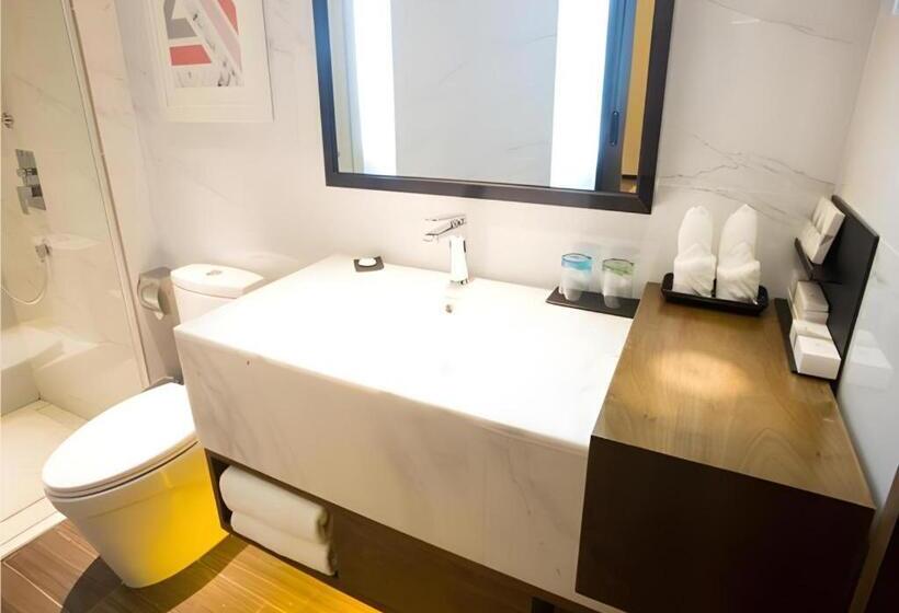 Borrman Hotel Zhongxiang Railway Station Mochou Village