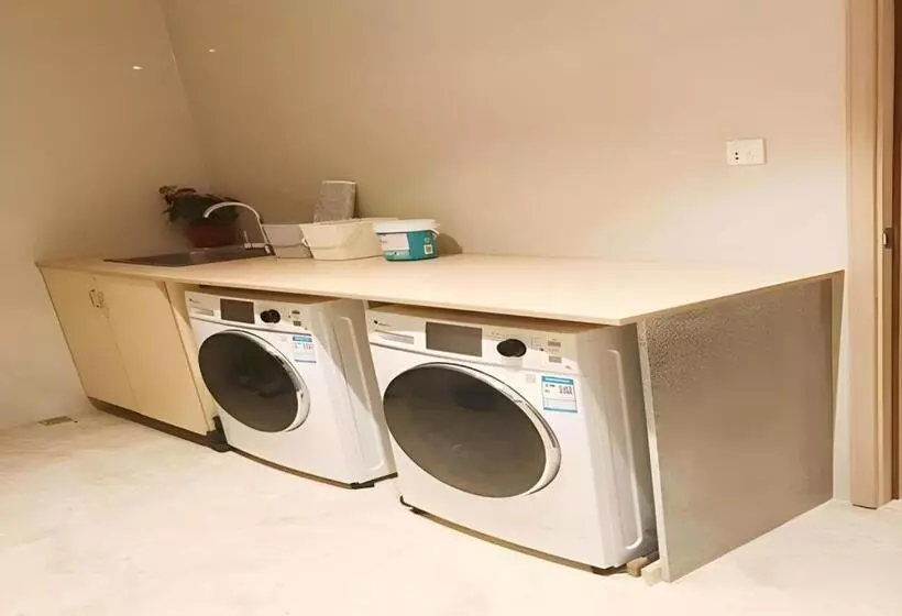 Hotelli City Comfort Inn Zhongshan Tanzhou Yijiayi