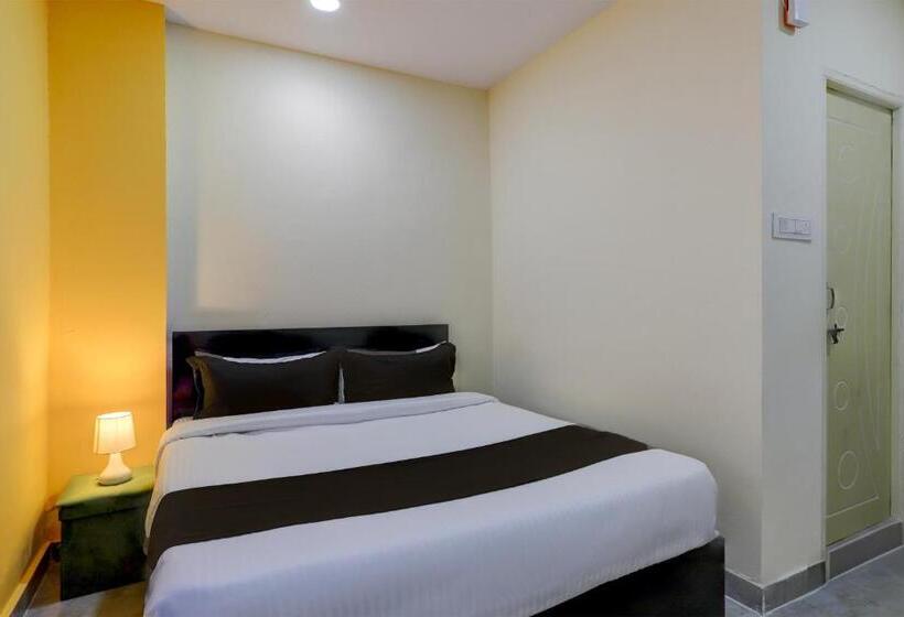 호텔 Oyo Dolphin Inn Residency