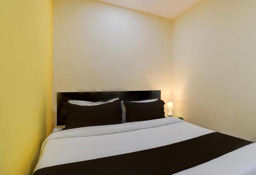 호텔 Oyo Dolphin Inn Residency