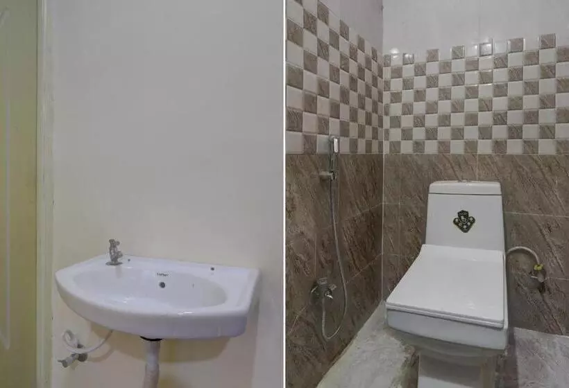ホテル Oyo Dolphin Inn Residency