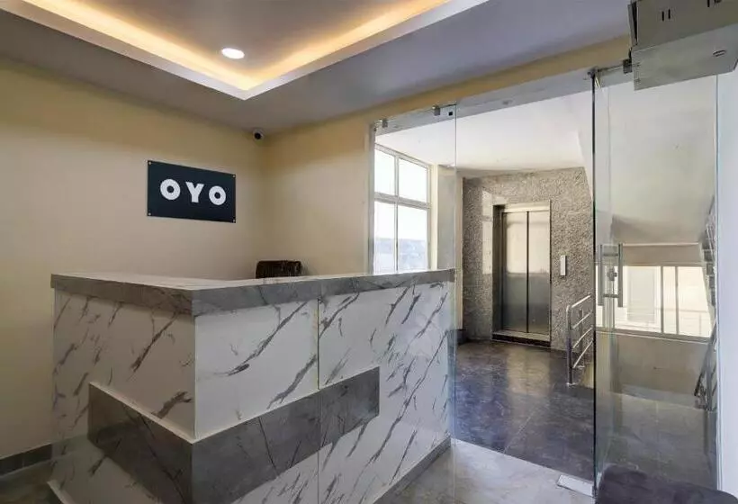 ホテル Oyo Dolphin Inn Residency