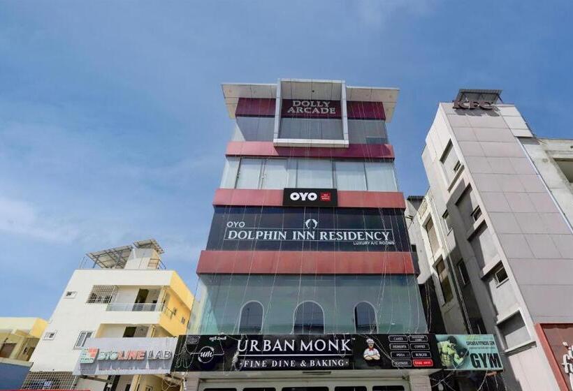 호텔 Oyo Dolphin Inn Residency