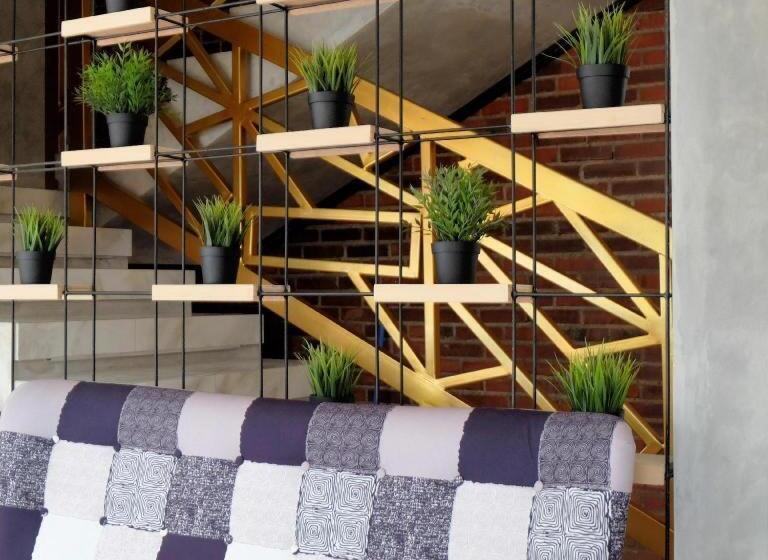 Hotell The Batik Bed And Coffee Bandung