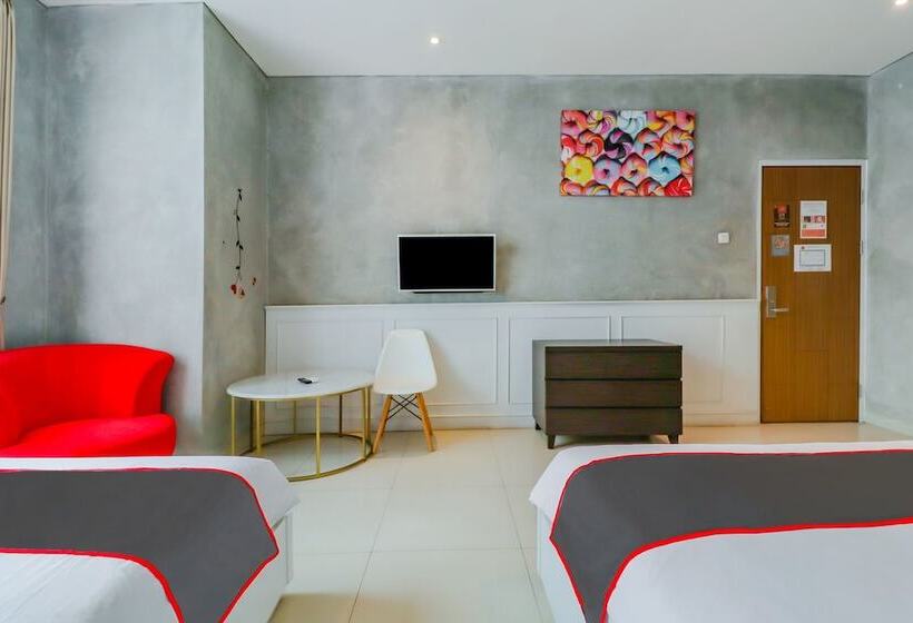 Hotell The Batik Bed And Coffee Bandung