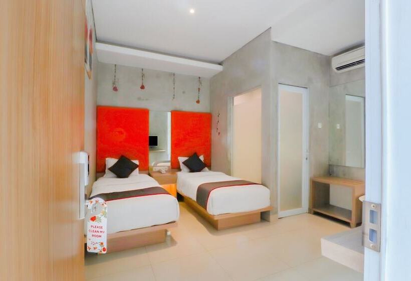 Hotell The Batik Bed And Coffee Bandung