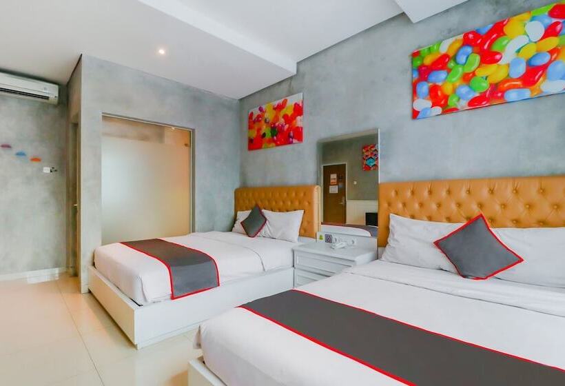 Hotell The Batik Bed And Coffee Bandung