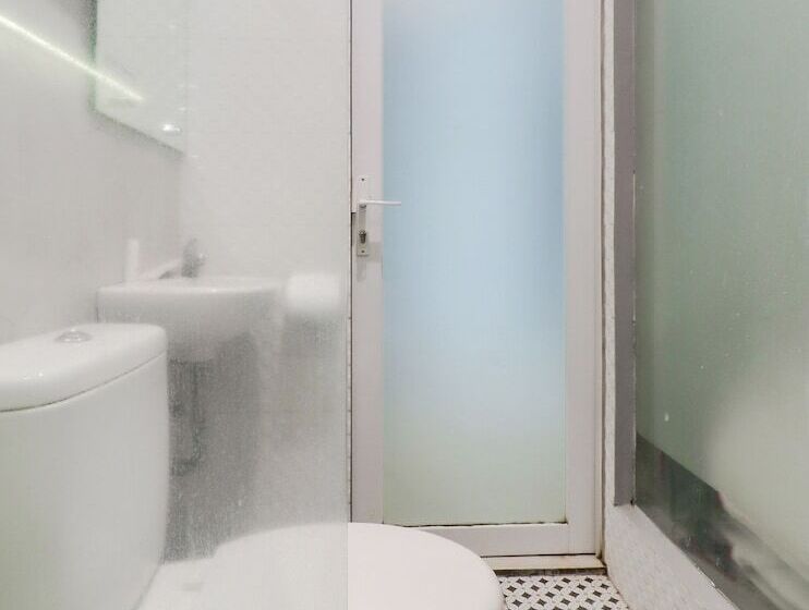 Hotell The Batik Bed And Coffee Bandung