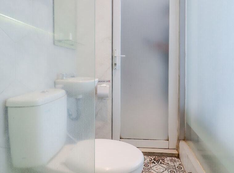 Hotell The Batik Bed And Coffee Bandung