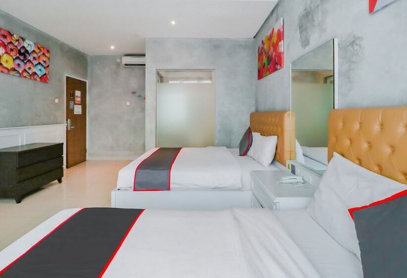 Hotell The Batik Bed And Coffee Bandung