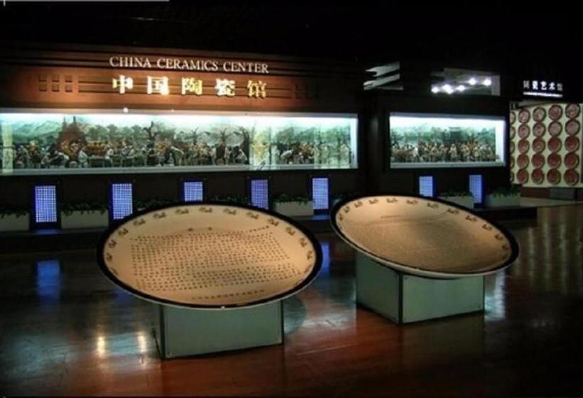 Lavande Hotels·zibo Railway Station West Xincun Road