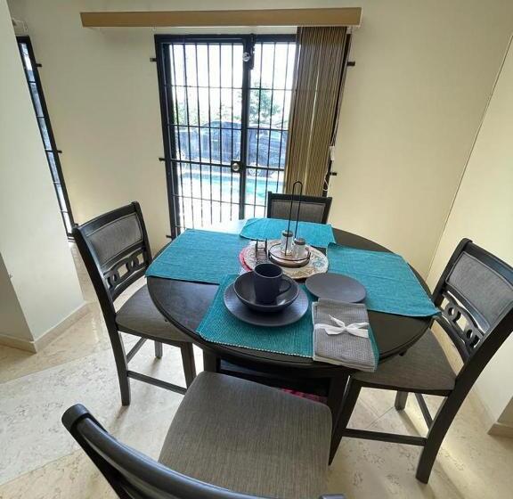 پانسیون Under The Stars