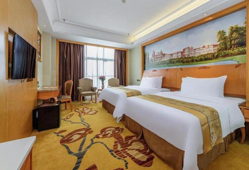 Vienna Hotel Nanning Anji Wanda 33rd Middle School Metro Station